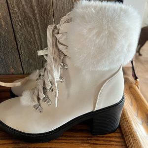 Womens faux fur ESPRIT heeled boots